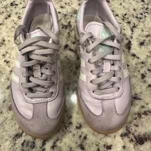 adidas Kids Light Purple and White Sneakers